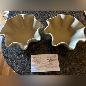NEW: Pampered Chef Stoneware Tortilla Shell Baker Set